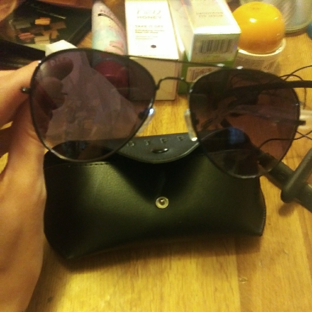 Diff charitable eyewear sunglasses